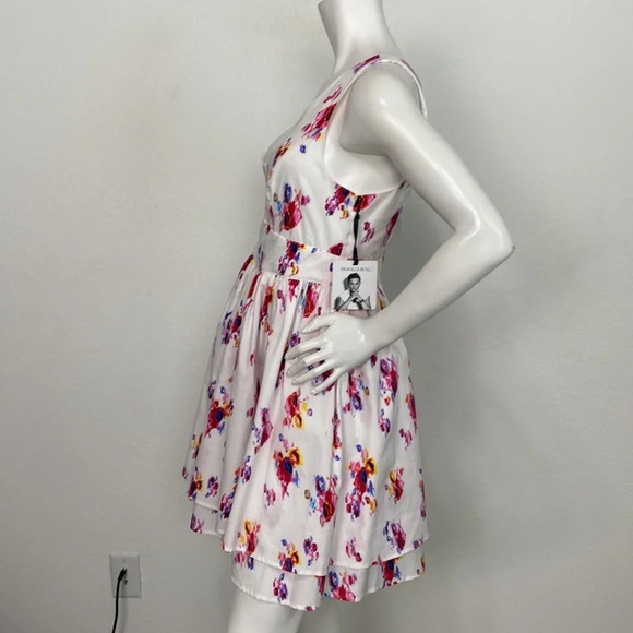 Prabal Gurung "NEW" White Floral V-Neck Ruffle Sleeveless Mini Dress Size 12 - Picture 8 of 11
